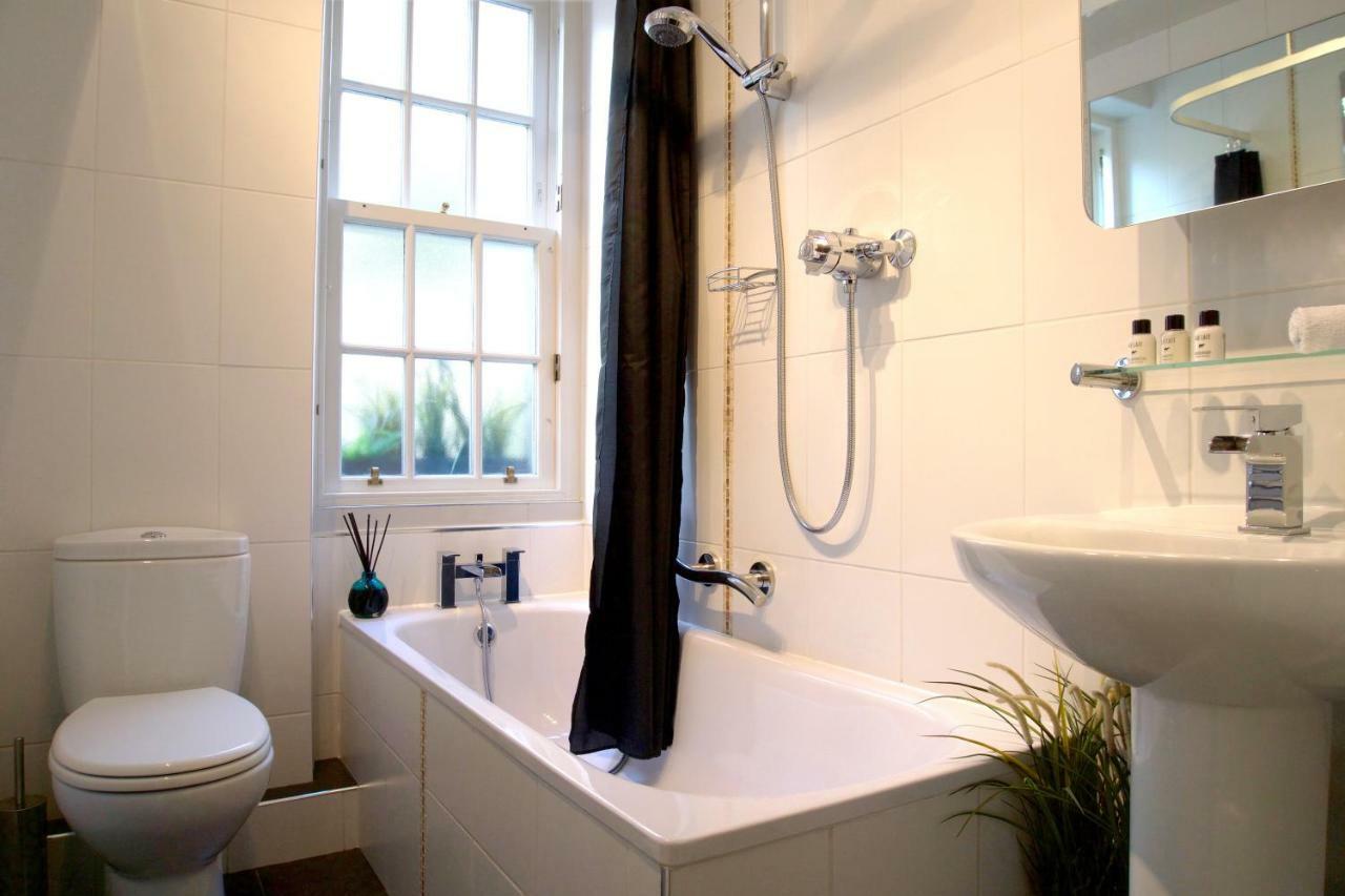 Grassmarket Old Town Boutique Apartment Единбург Екстер'єр фото